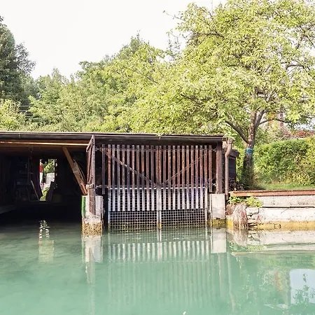 Badehaus Sattnitz Klagenfurt am Woerthersee